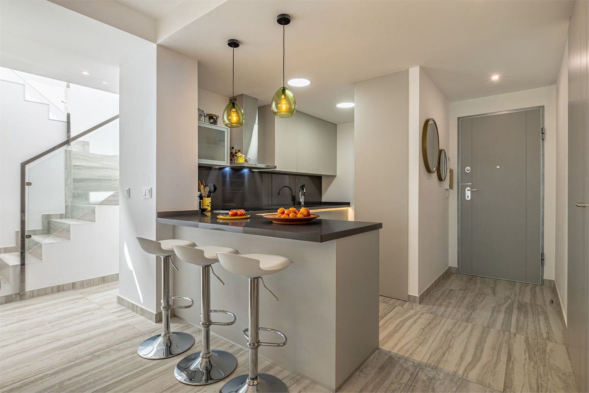 Penthouse Duplex te koop in Bel Air | 2 slaapkamers H5369128