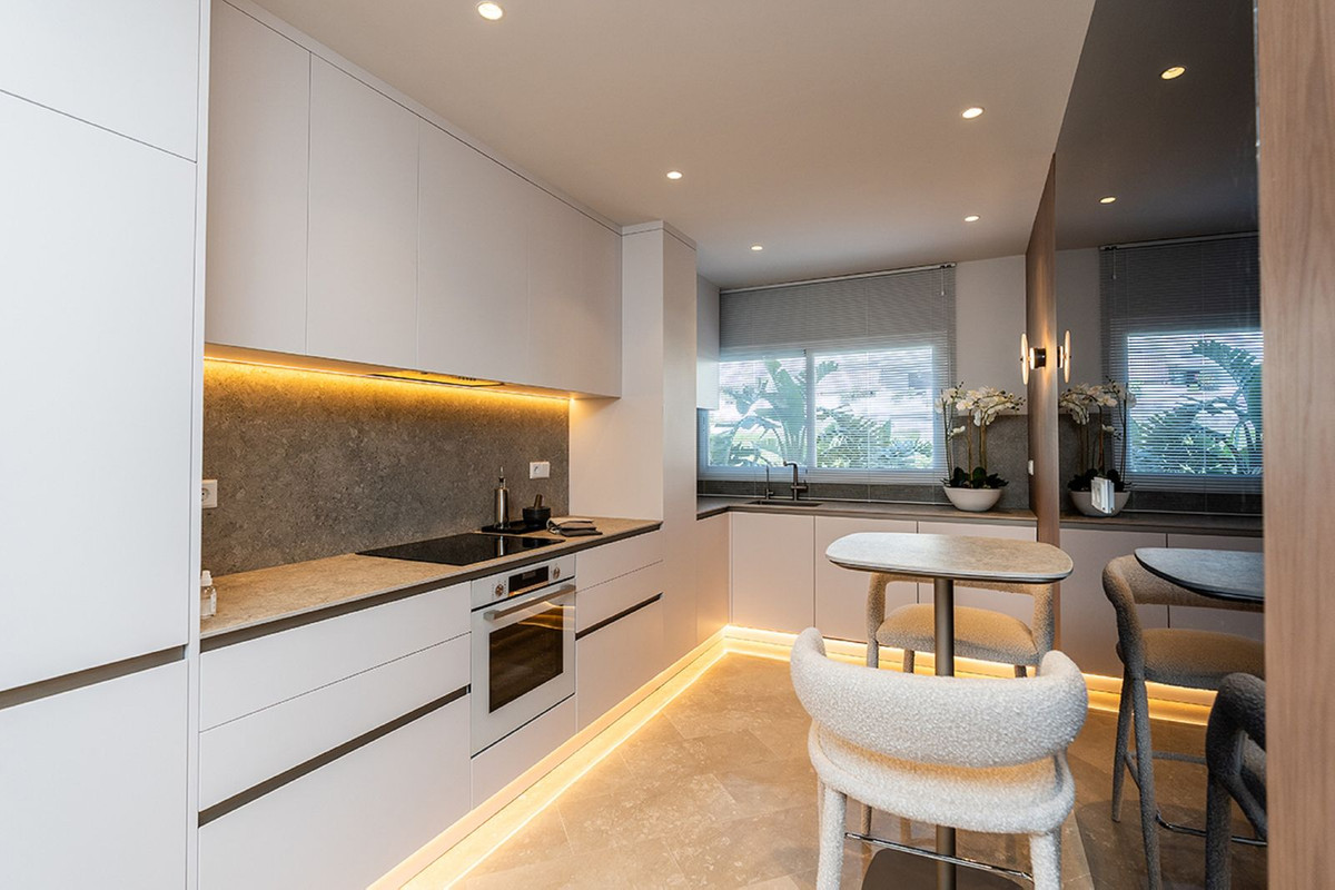 Appartement te koop in Bel Air | 2 slaapkamers H5401048