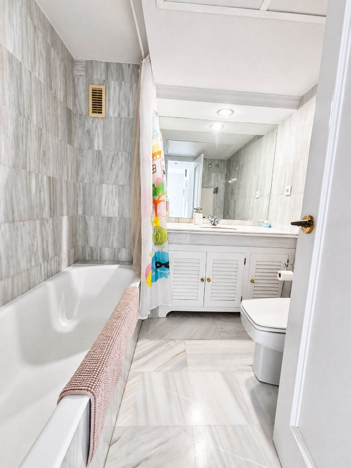 Appartement te koop in Bel Air | 2 slaapkamers H5462398
