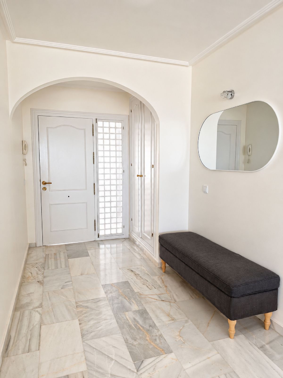 Appartement te koop in Bel Air | 2 slaapkamers H5462398