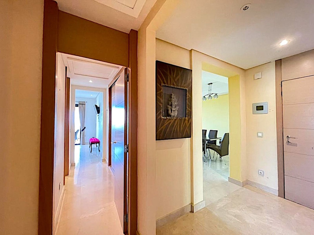 Apartment for sale in Benahavís | 3 bedrooms H4887955