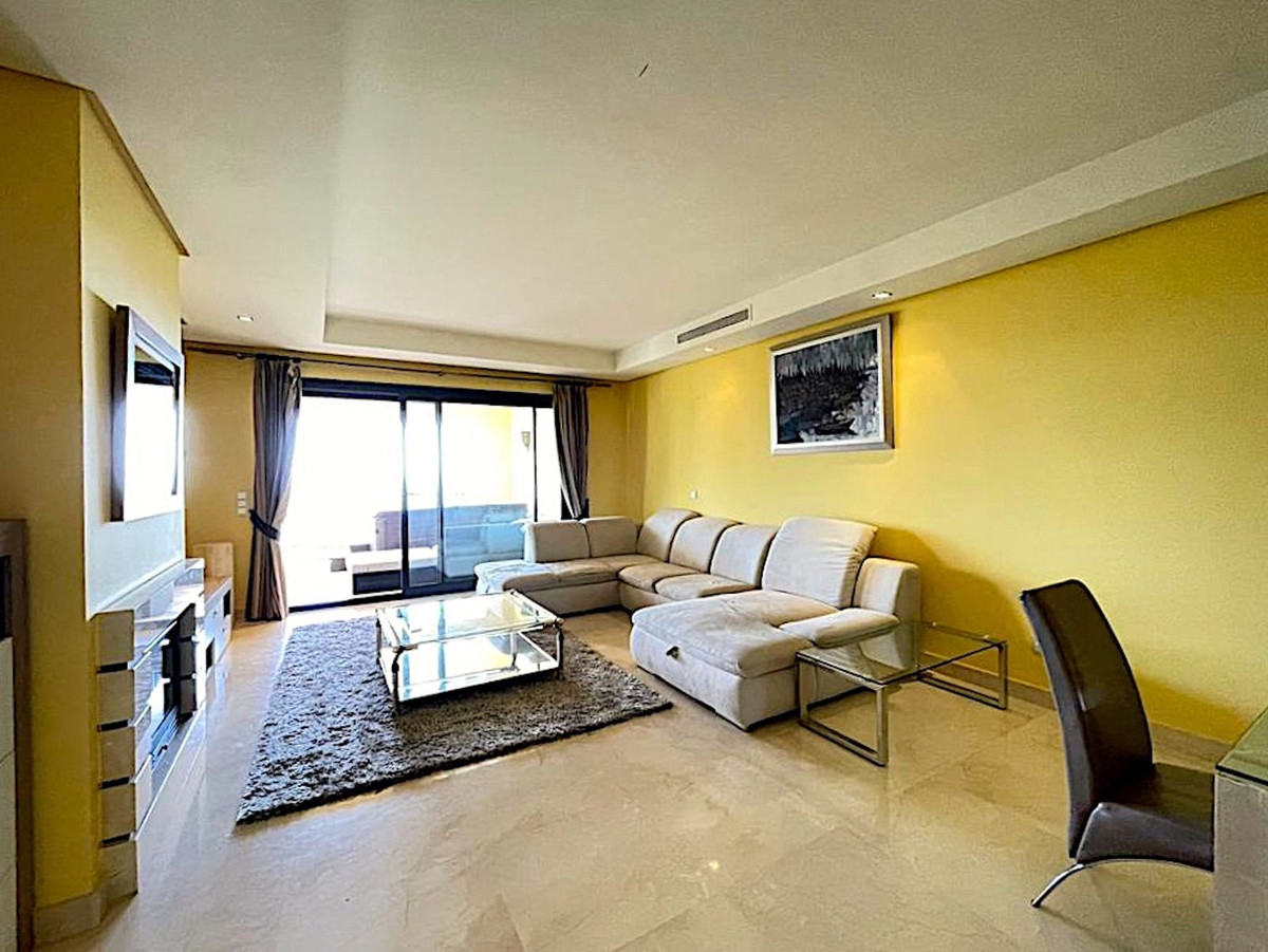 Apartment for sale in Benahavís | 3 bedrooms H4887955