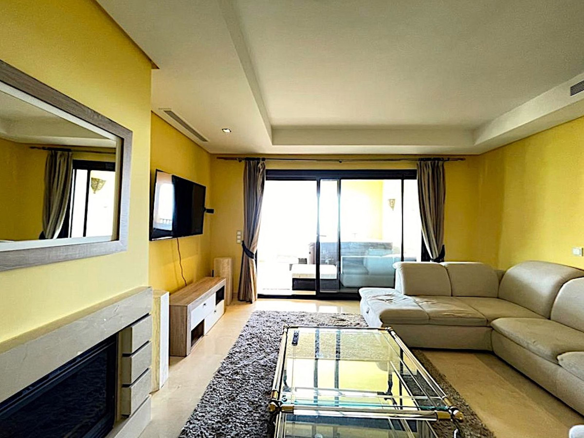 Apartment for sale in Benahavís | 3 bedrooms H4887955