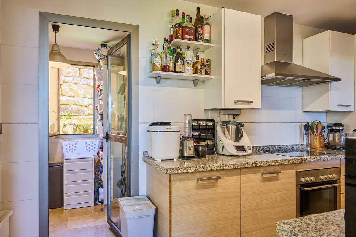 Appartement te koop in Benahavís | 3 slaapkamers H4994329