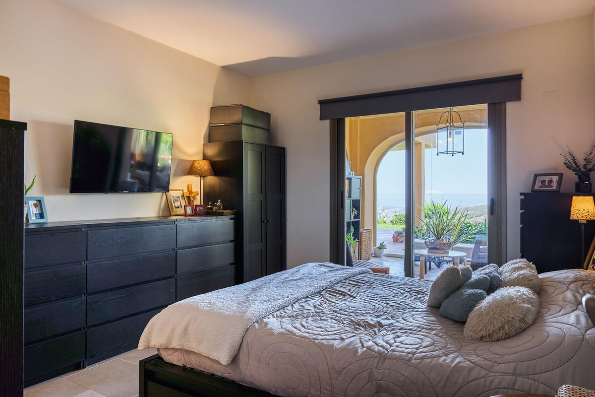 Appartement te koop in Benahavís | 3 slaapkamers H4994329