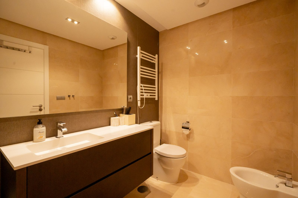Appartement te koop in Los Arqueros | 2 slaapkamers H5016991