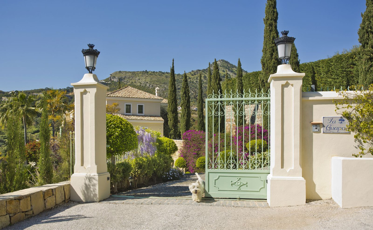 Detached Villa te koop in Benahavís | 8 slaapkamers H5050300