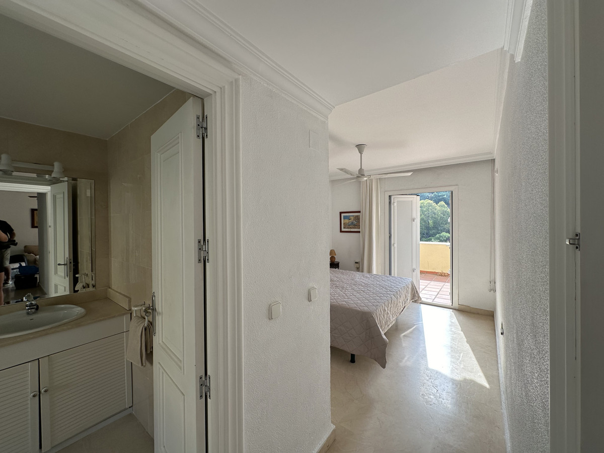 Penthouse te koop in Benahavís | 2 slaapkamers H5070574