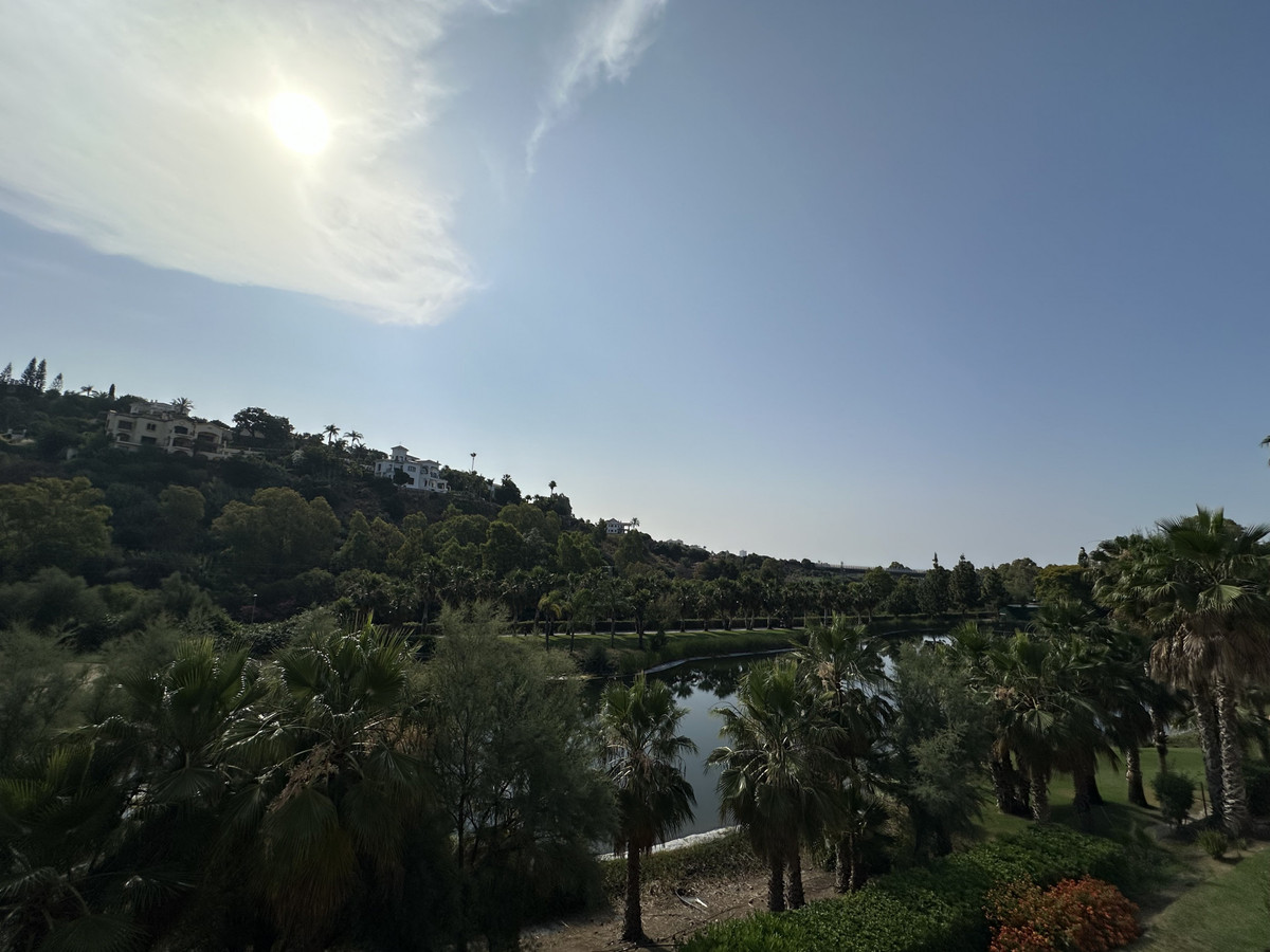 Penthouse te koop in Benahavís | 2 slaapkamers H5070574