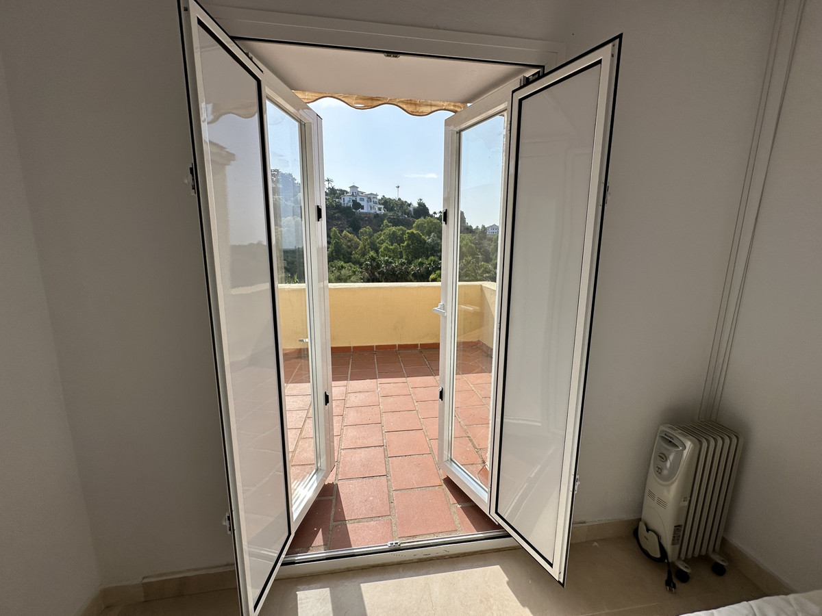 Penthouse te koop in Benahavís | 2 slaapkamers H5070574