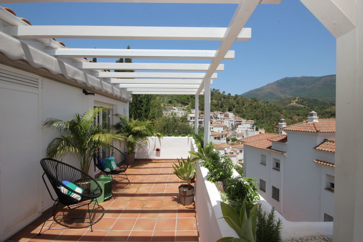 Penthouse te koop in Benahavís | 1 slaapkamers H5076388
