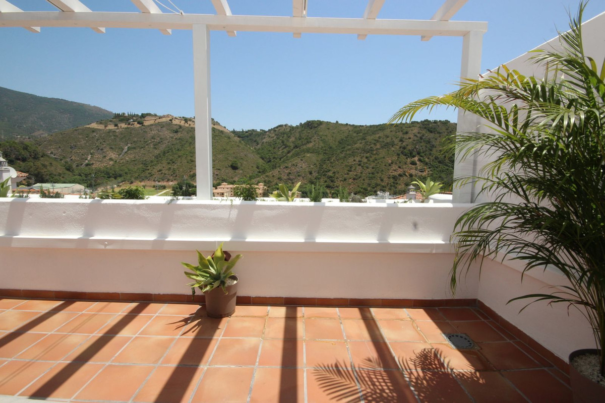 Penthouse te koop in Benahavís | 1 slaapkamers H5076388