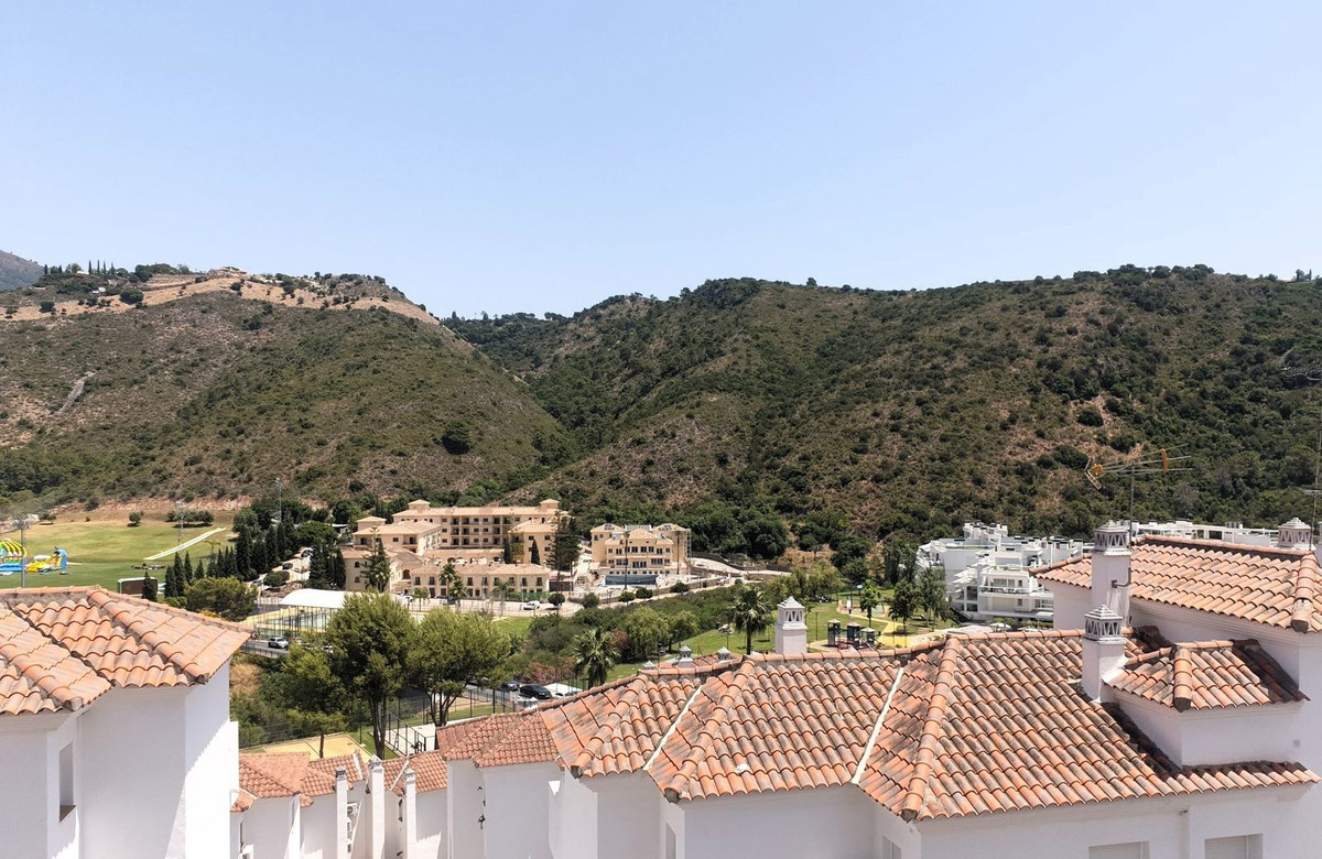 Penthouse te koop in Benahavís | 1 slaapkamers H5076388