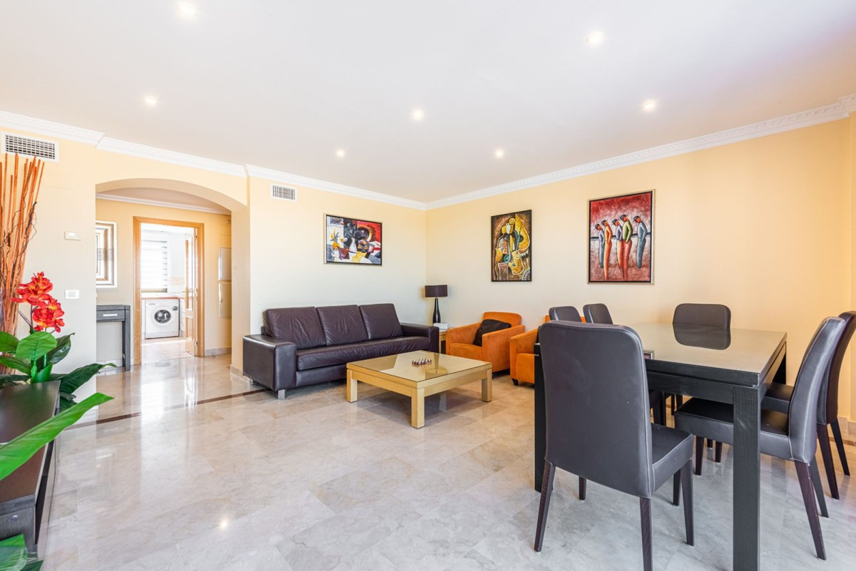 Penthouse te koop in Benahavís | 2 slaapkamers H5079235