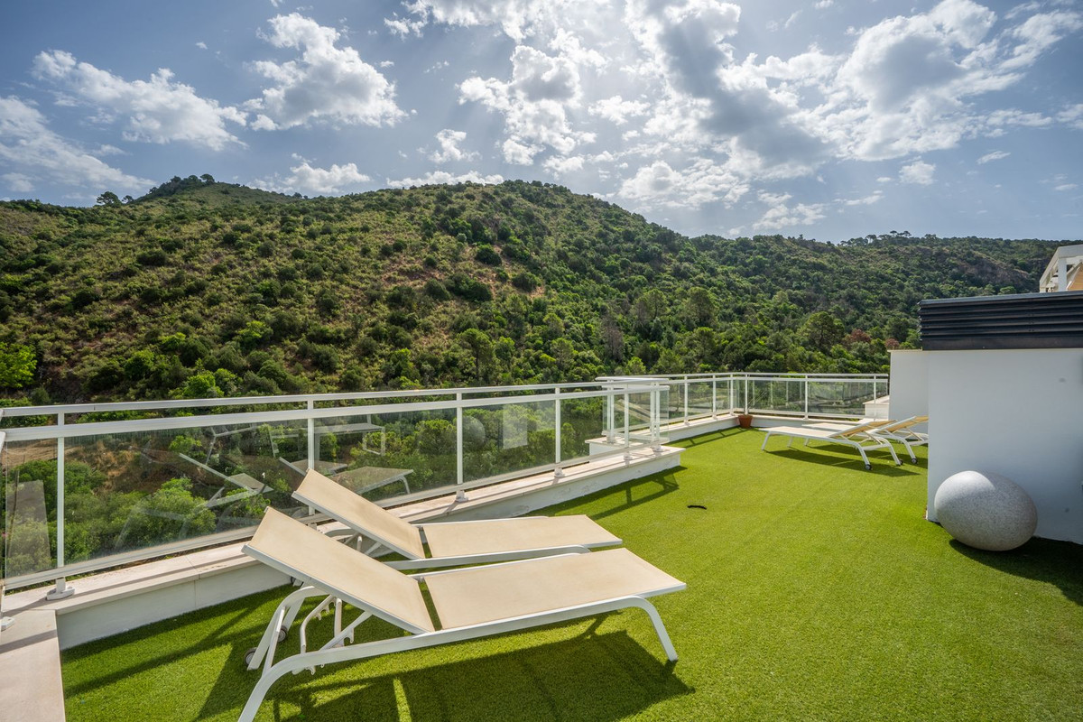 Penthouse te koop in Benahavís | 3 slaapkamers H5083129