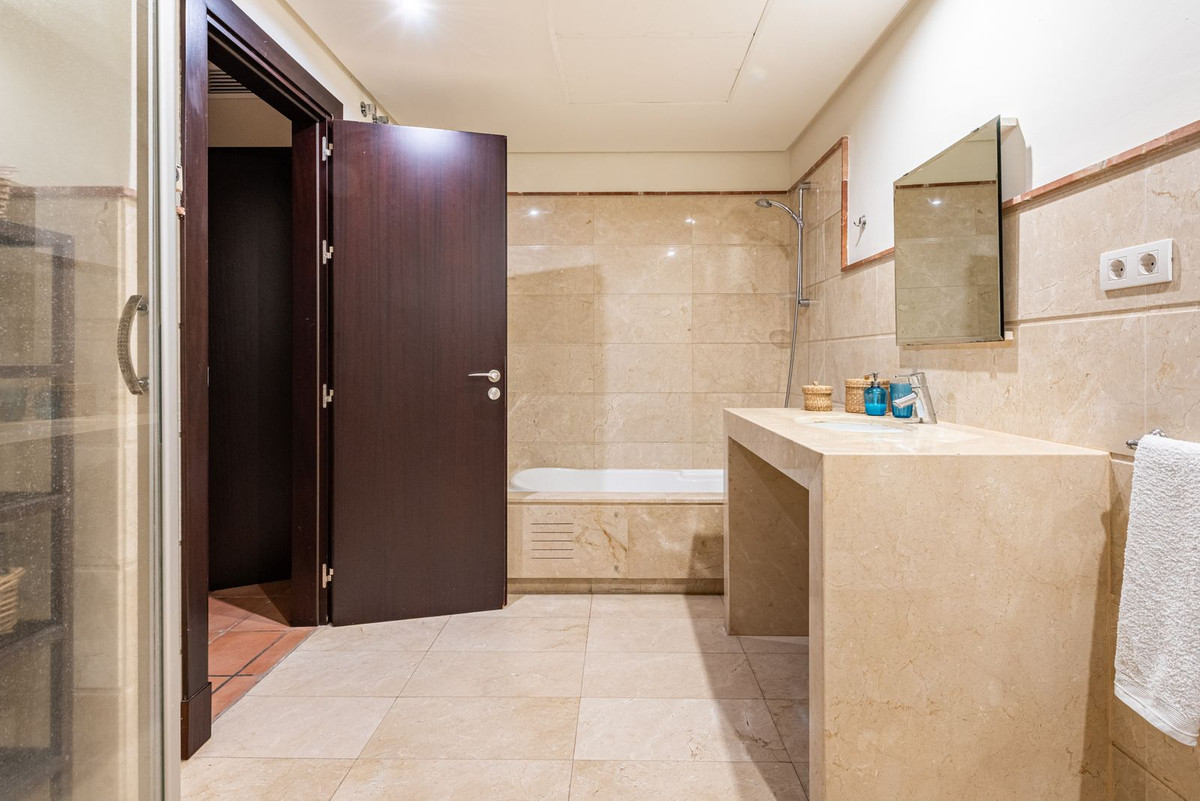 Appartement te koop in Benahavís | 1 slaapkamers H5085634