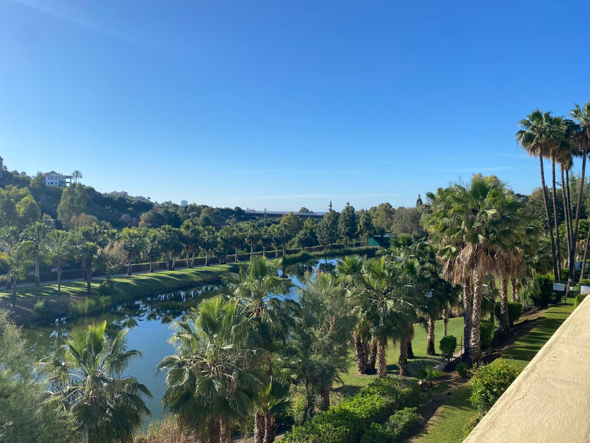 Penthouse te koop in Benahavís | 2 slaapkamers H5103811