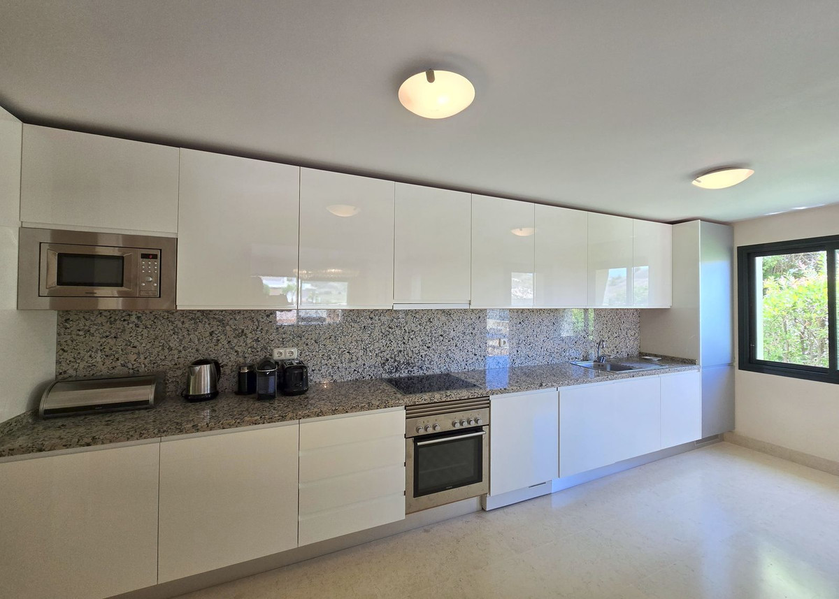 Appartement te koop in Benahavís | 2 slaapkamers H5105041