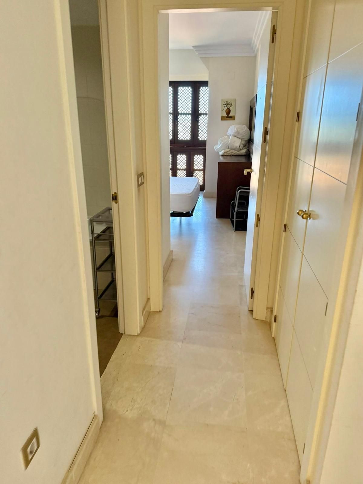 Penthouse Duplex for sale in Benahavís | 3 bedrooms H5105977