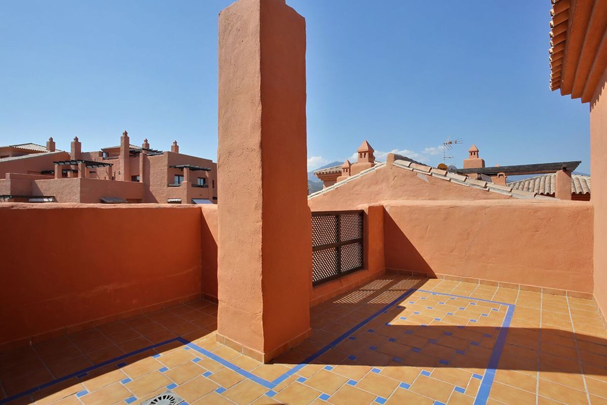 Penthouse Duplex for sale in Benahavís | 3 bedrooms H5105977