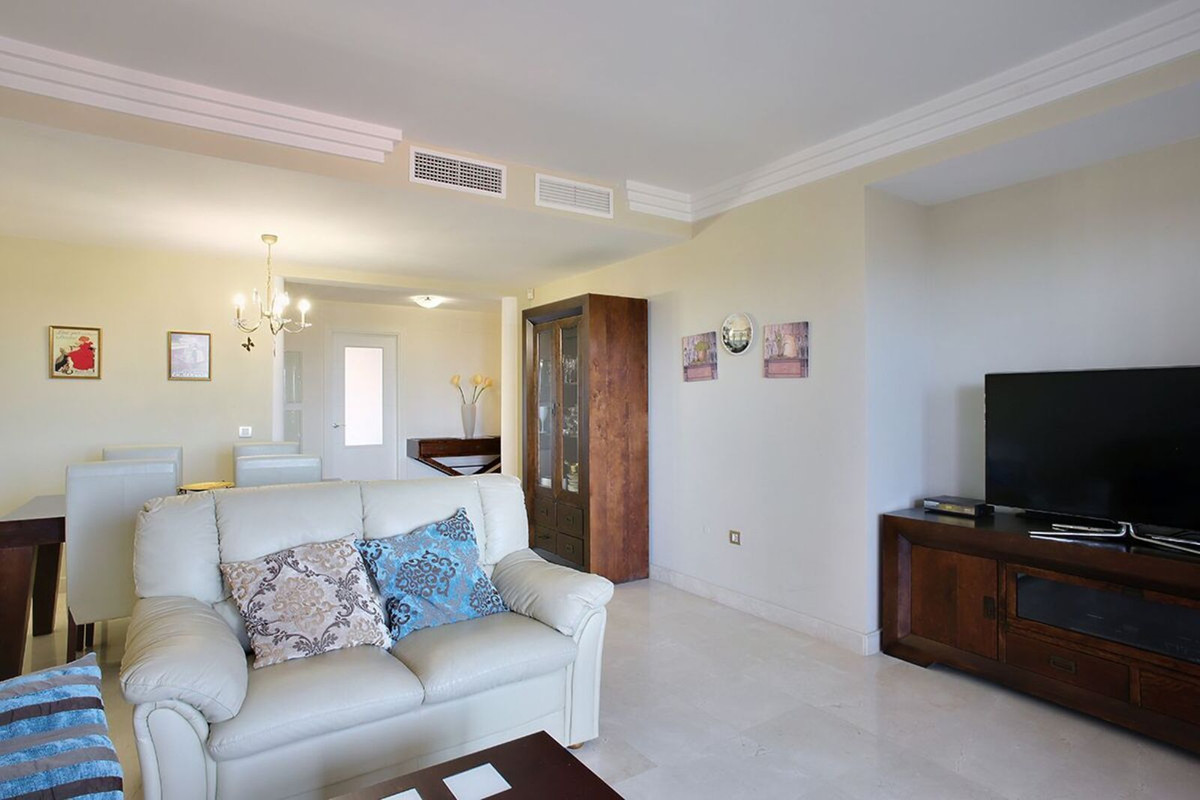Penthouse Duplex for sale in Benahavís | 3 bedrooms H5105977