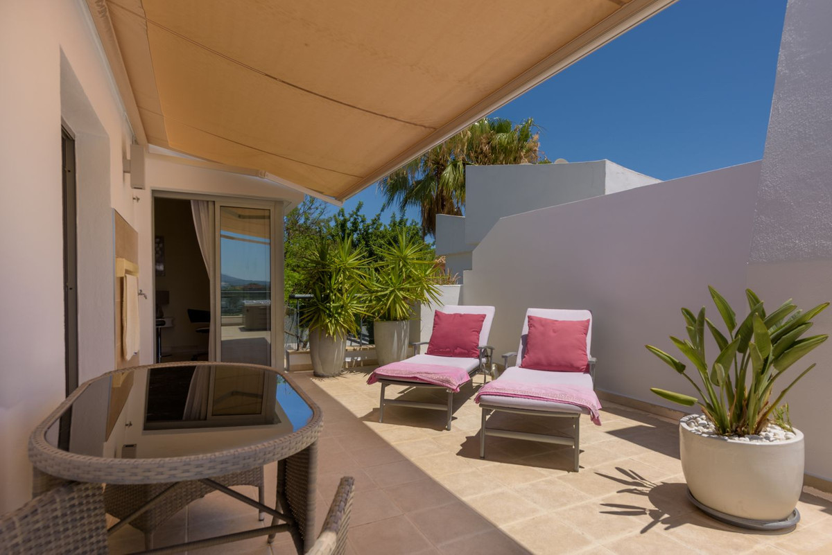 Penthouse te koop in Benahavís | 2 slaapkamers H5105995