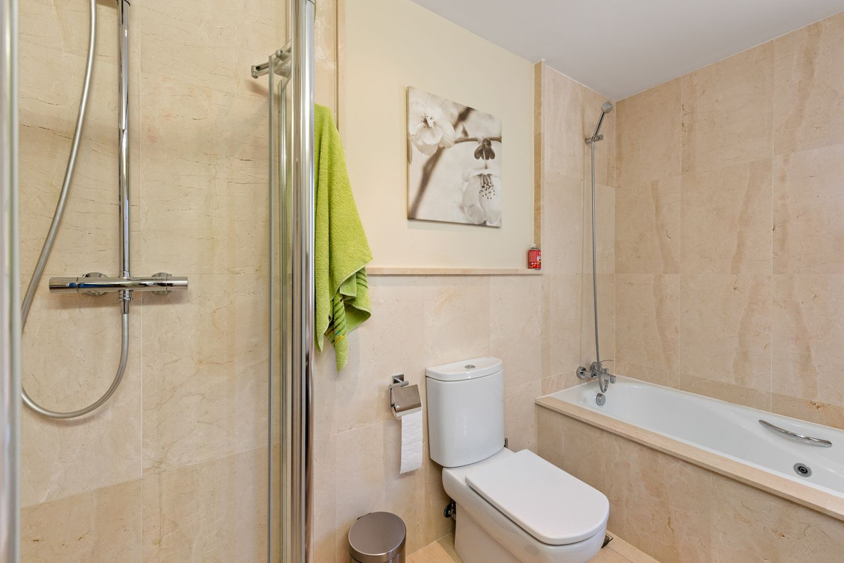 Penthouse te koop in Benahavís | 2 slaapkamers H5105995