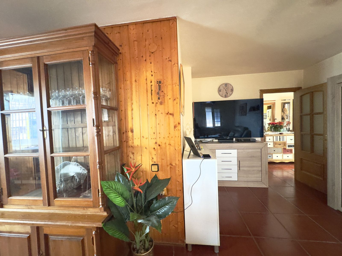 Apartment for sale in Benahavís | 2 bedrooms H5112277