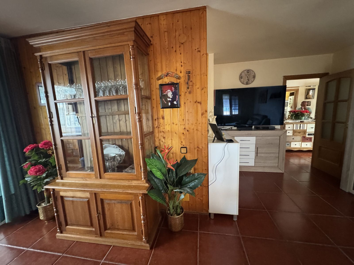 Apartment for sale in Benahavís | 2 bedrooms H5112277