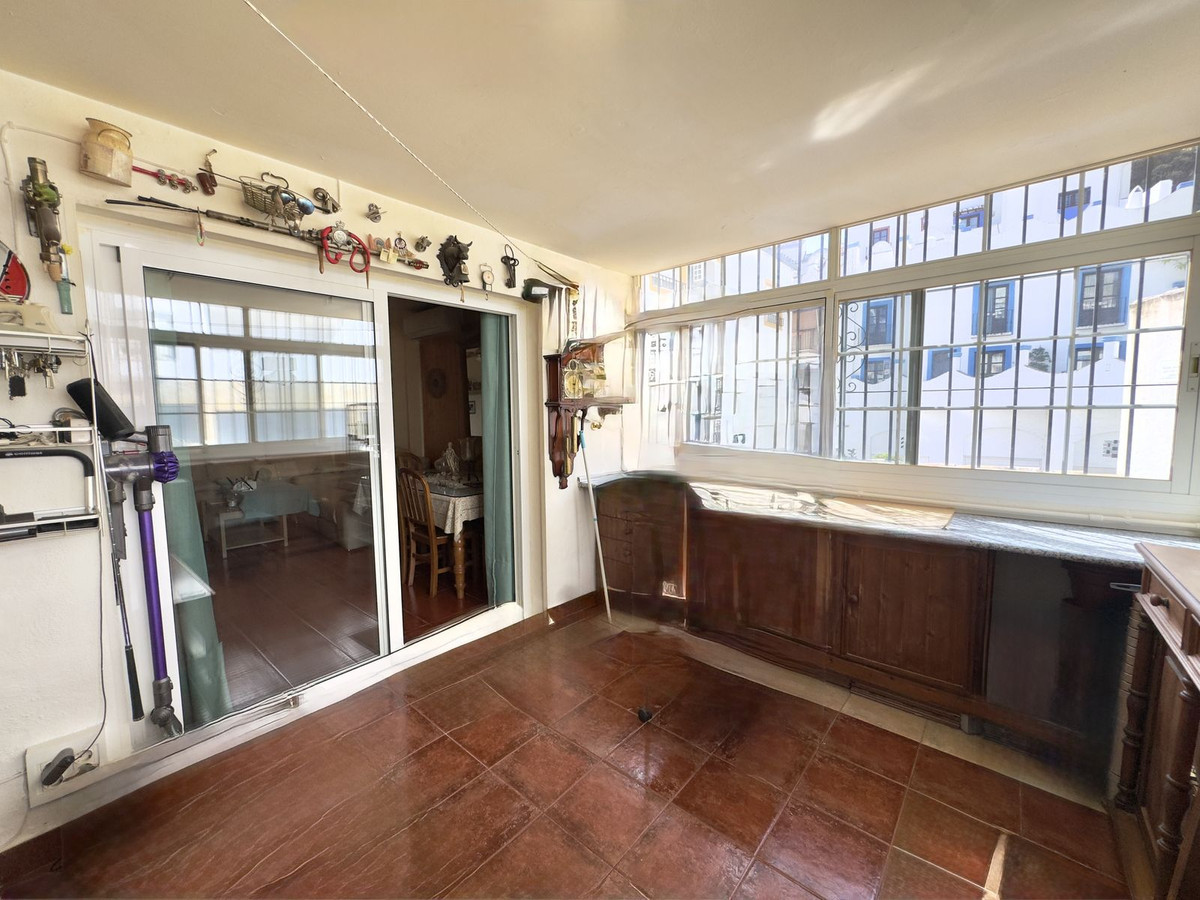 Apartment for sale in Benahavís | 2 bedrooms H5112277
