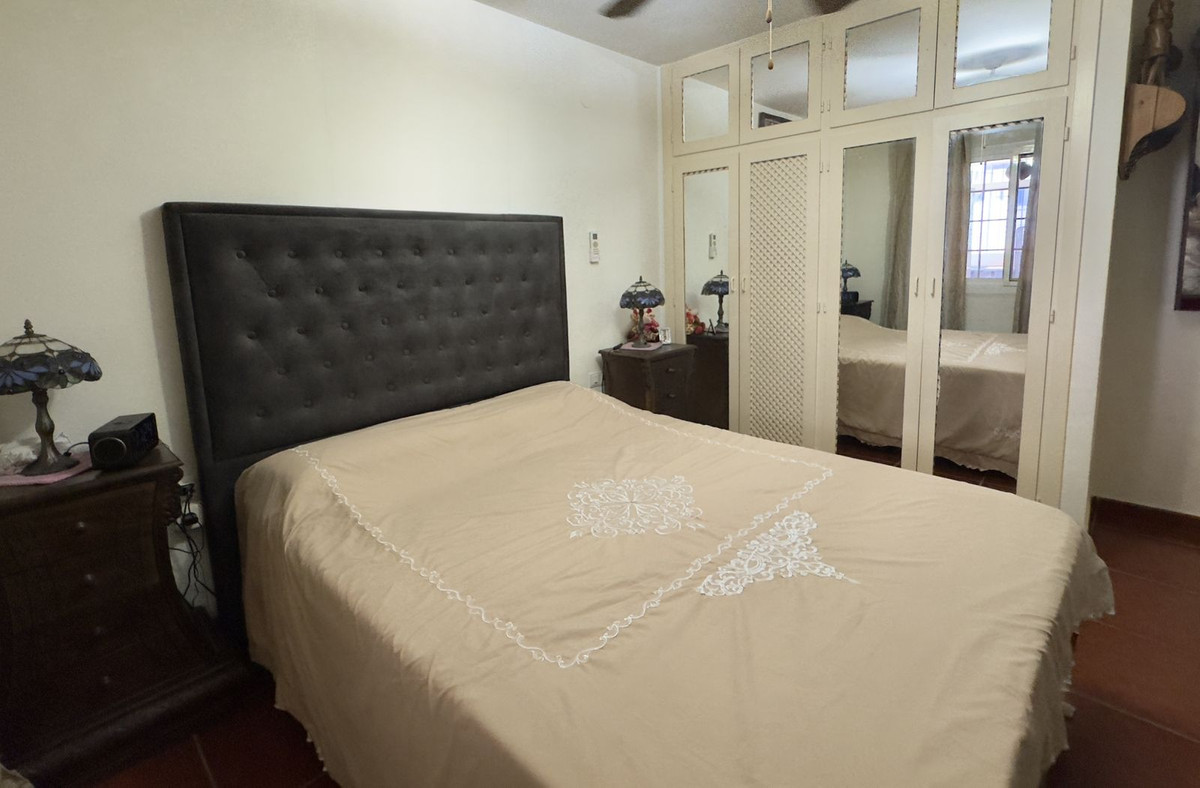 Apartment for sale in Benahavís | 2 bedrooms H5112277