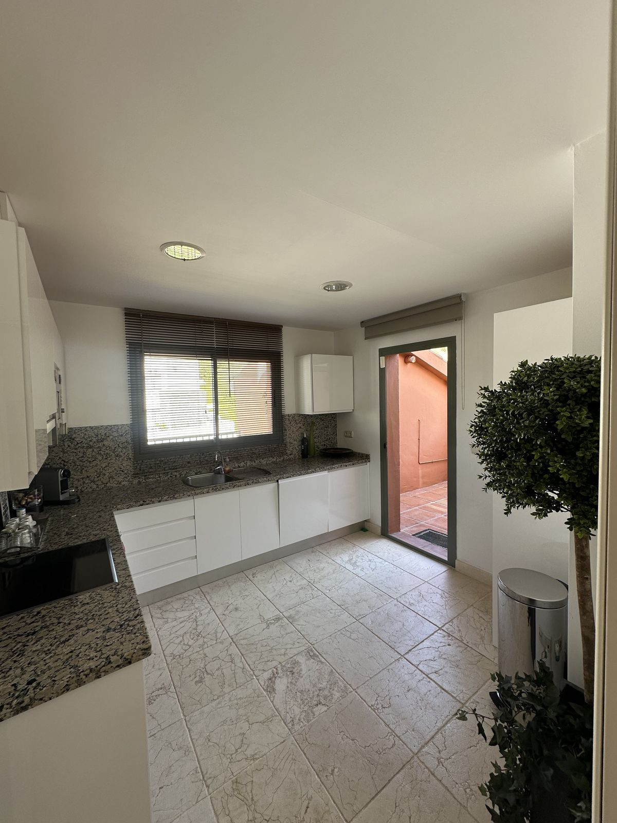 Penthouse te koop in Benahavís | 3 slaapkamers H5120707