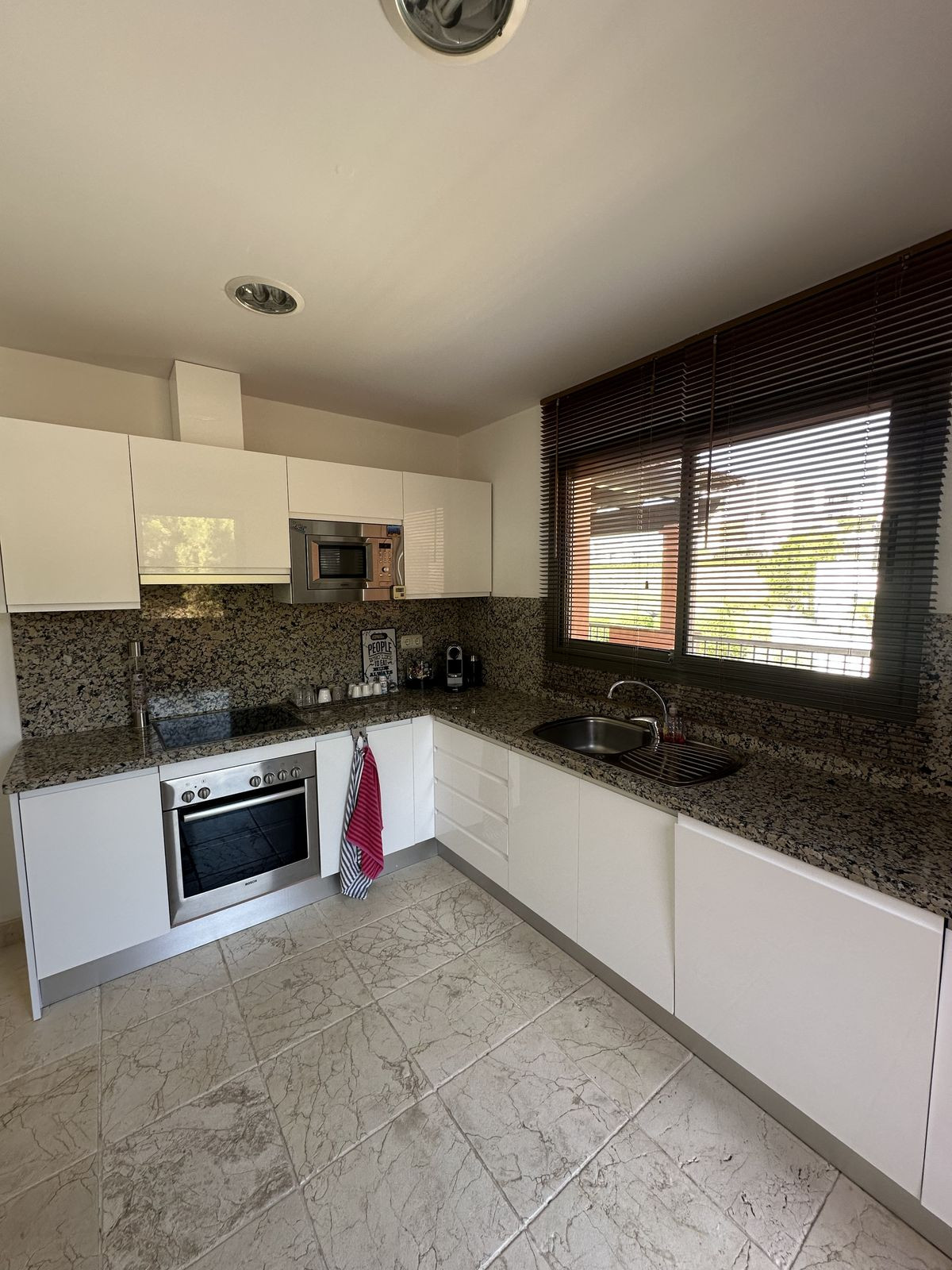 Penthouse te koop in Benahavís | 3 slaapkamers H5120707