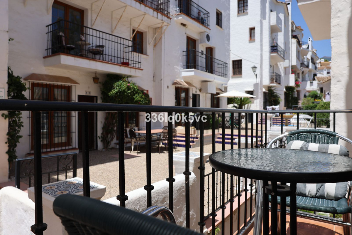 Apartment for sale in Benahavís | 1 bedrooms H5126527