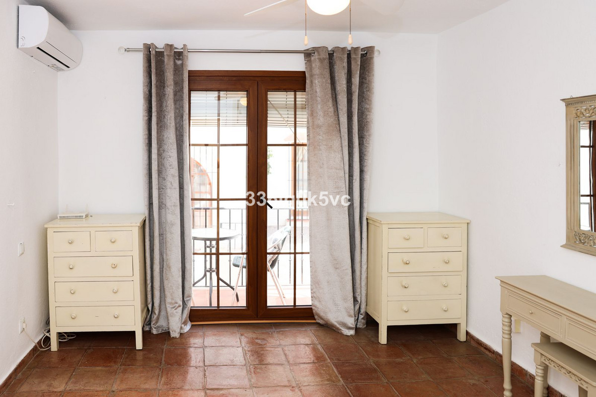 Apartment for sale in Benahavís | 1 bedrooms H5126527