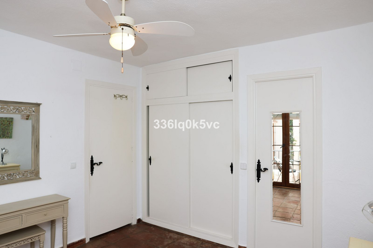 Apartment for sale in Benahavís | 1 bedrooms H5126527