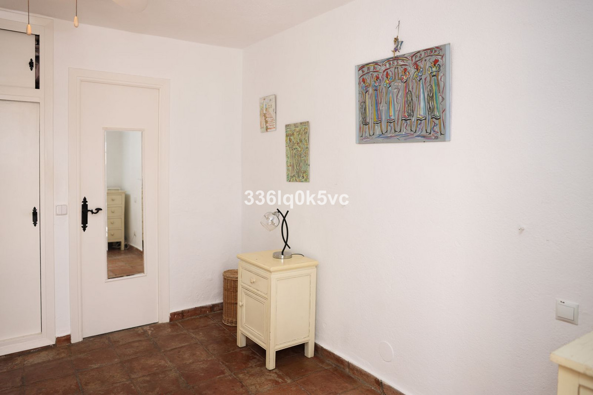 Apartment for sale in Benahavís | 1 bedrooms H5126527