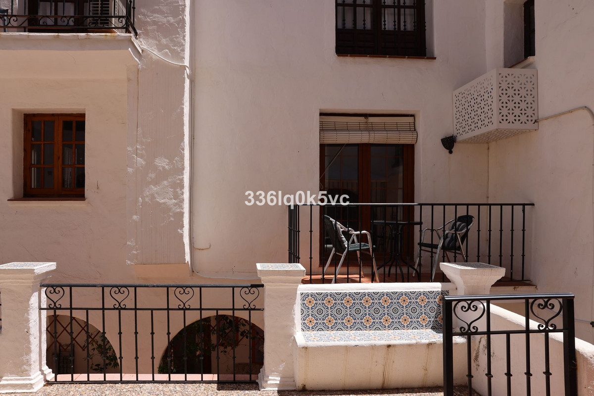 Apartment for sale in Benahavís | 1 bedrooms H5126527