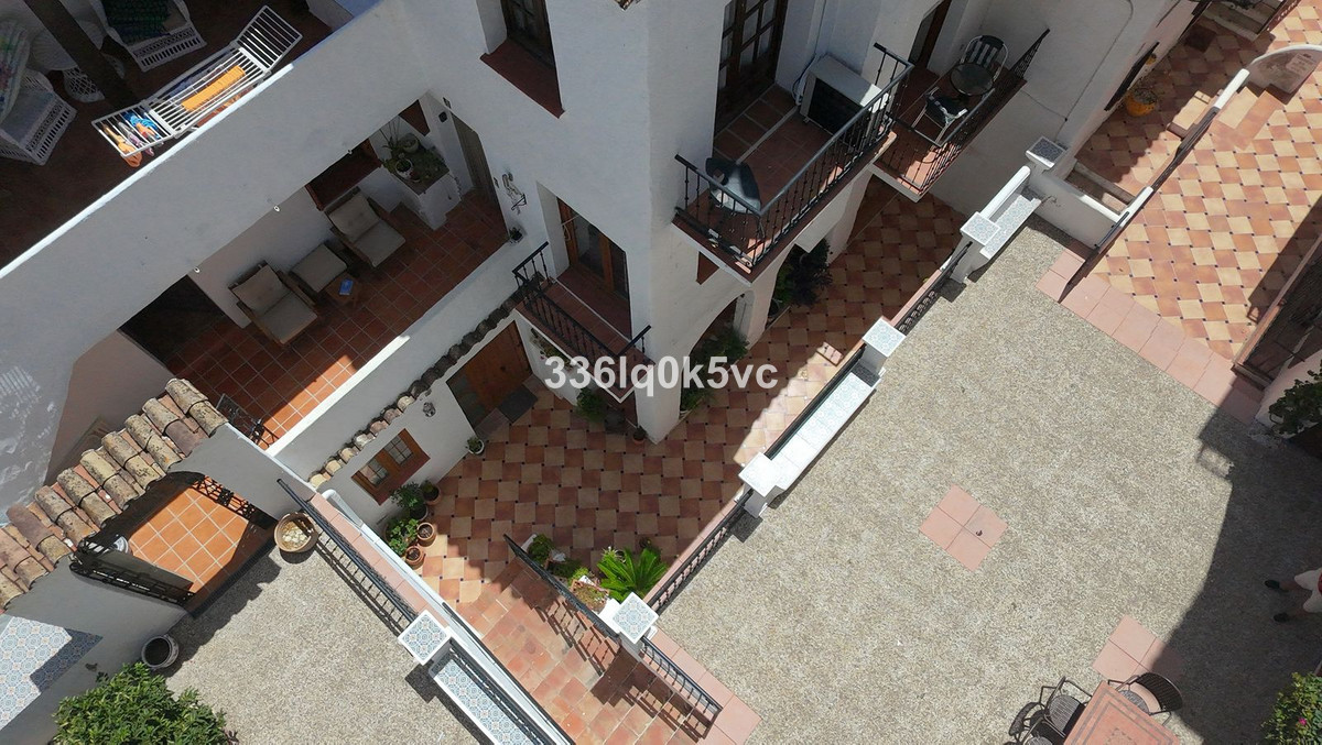 Apartment for sale in Benahavís | 1 bedrooms H5126527