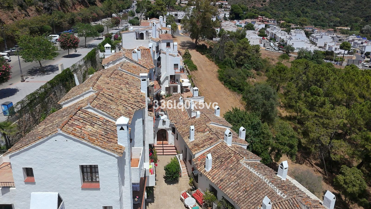 Apartment for sale in Benahavís | 1 bedrooms H5126527