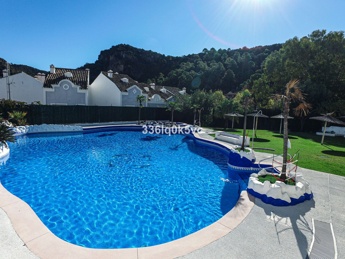 Apartment for sale in Benahavís | 1 bedrooms H5126527