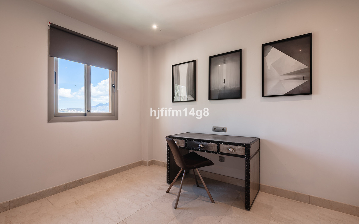 Penthouse te koop in Benahavís | 3 slaapkamers H5129992