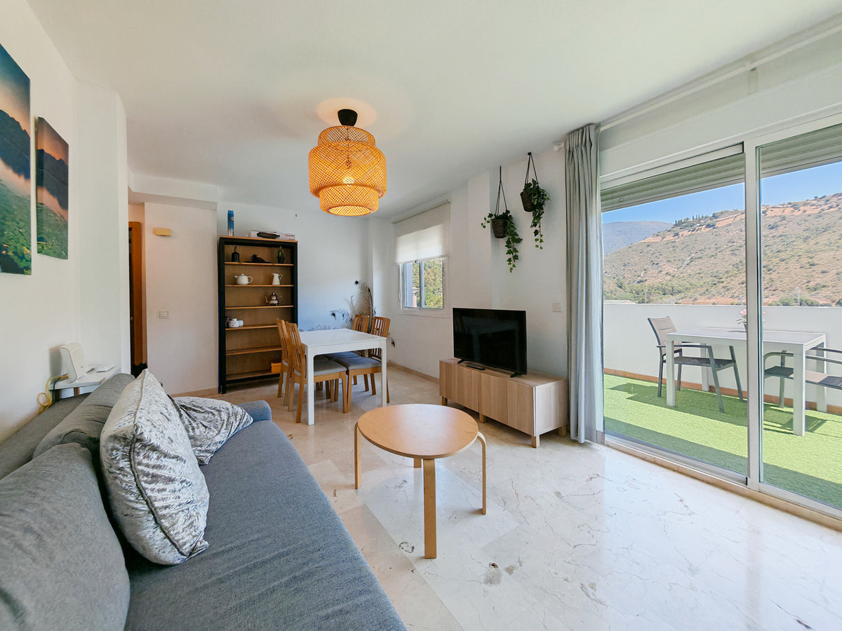 Penthouse for sale in Benahavís | 2 bedrooms H5132665