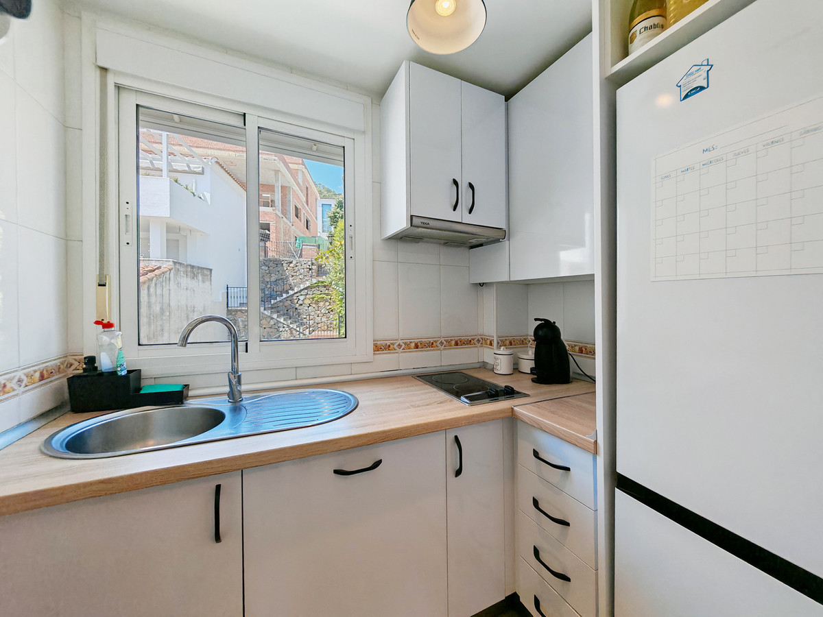 Penthouse for sale in Benahavís | 2 bedrooms H5132665