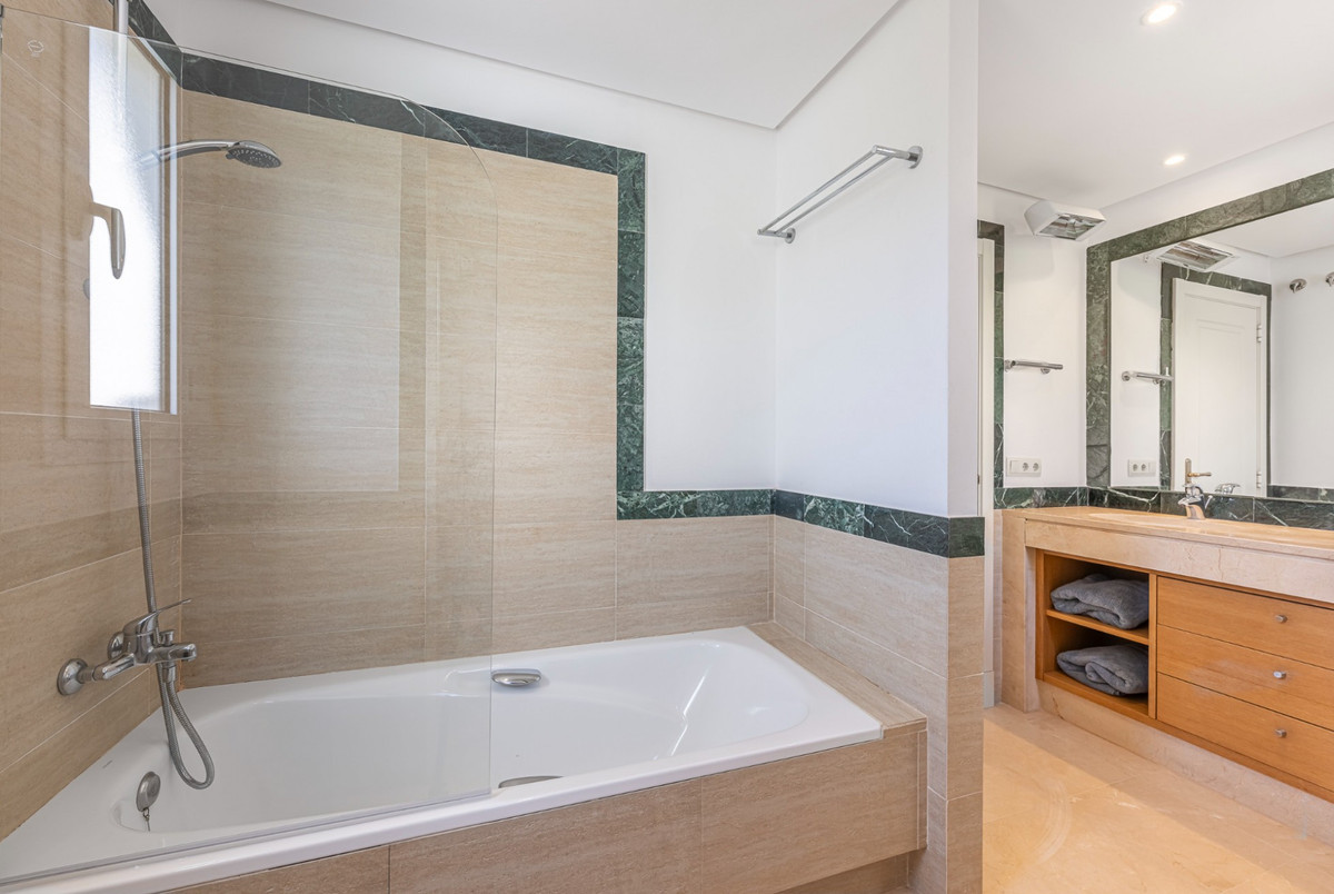 Appartement te koop in Benahavís | 3 slaapkamers H5132770