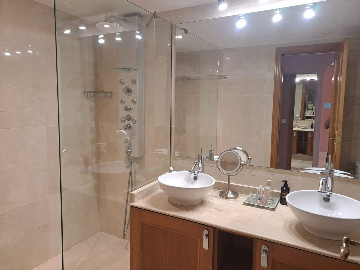 Appartement te koop in Benahavís | 2 slaapkamers H5133274