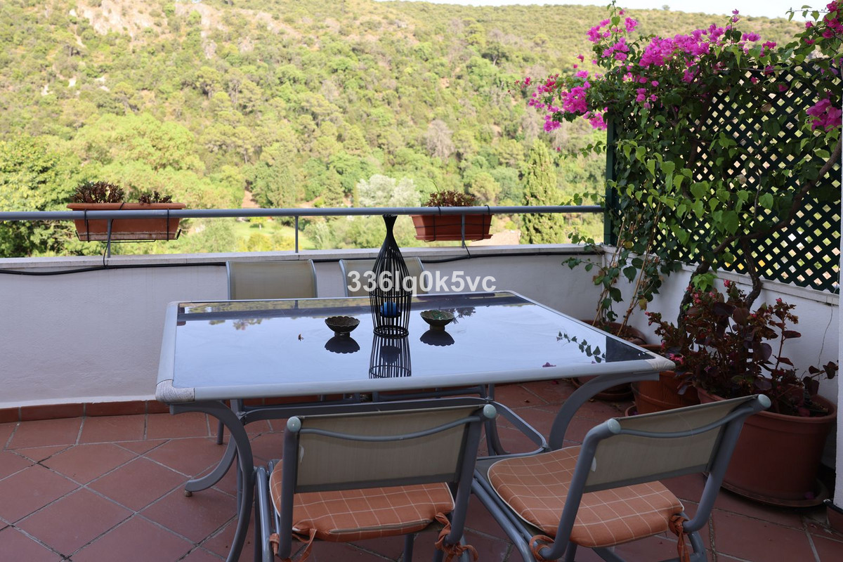 Appartement te koop in Benahavís | 2 slaapkamers H5138944