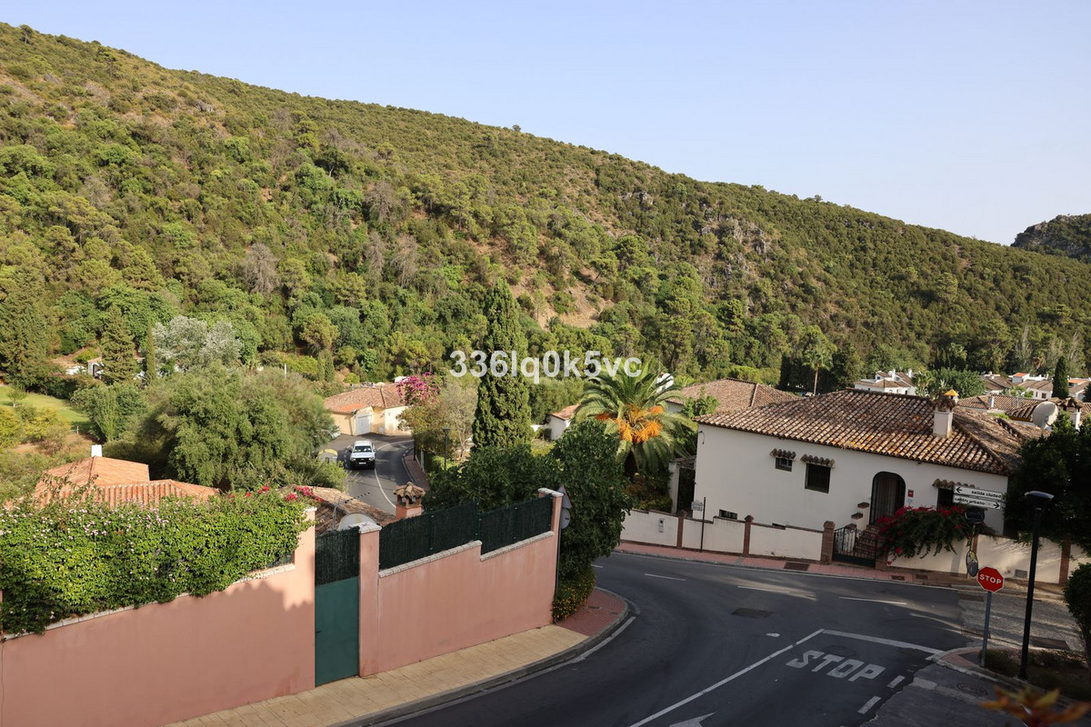Appartement te koop in Benahavís | 2 slaapkamers H5138944