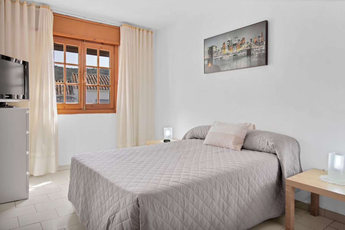 Duplex te koop in Benahavís | 5 slaapkamers H5141773