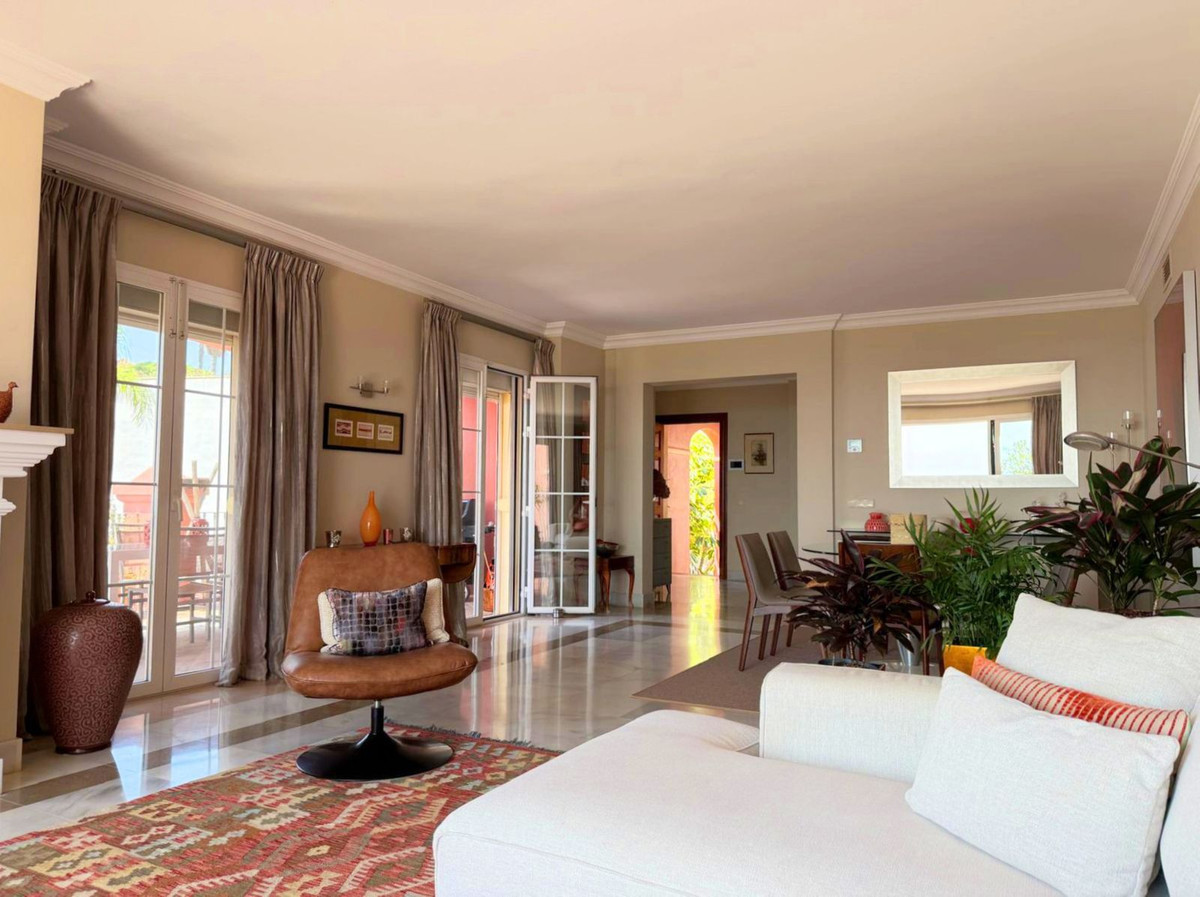 Penthouse te koop in Benahavís | 3 slaapkamers H5156029
